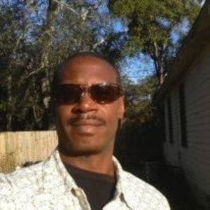 Meet your Posher, Derrick